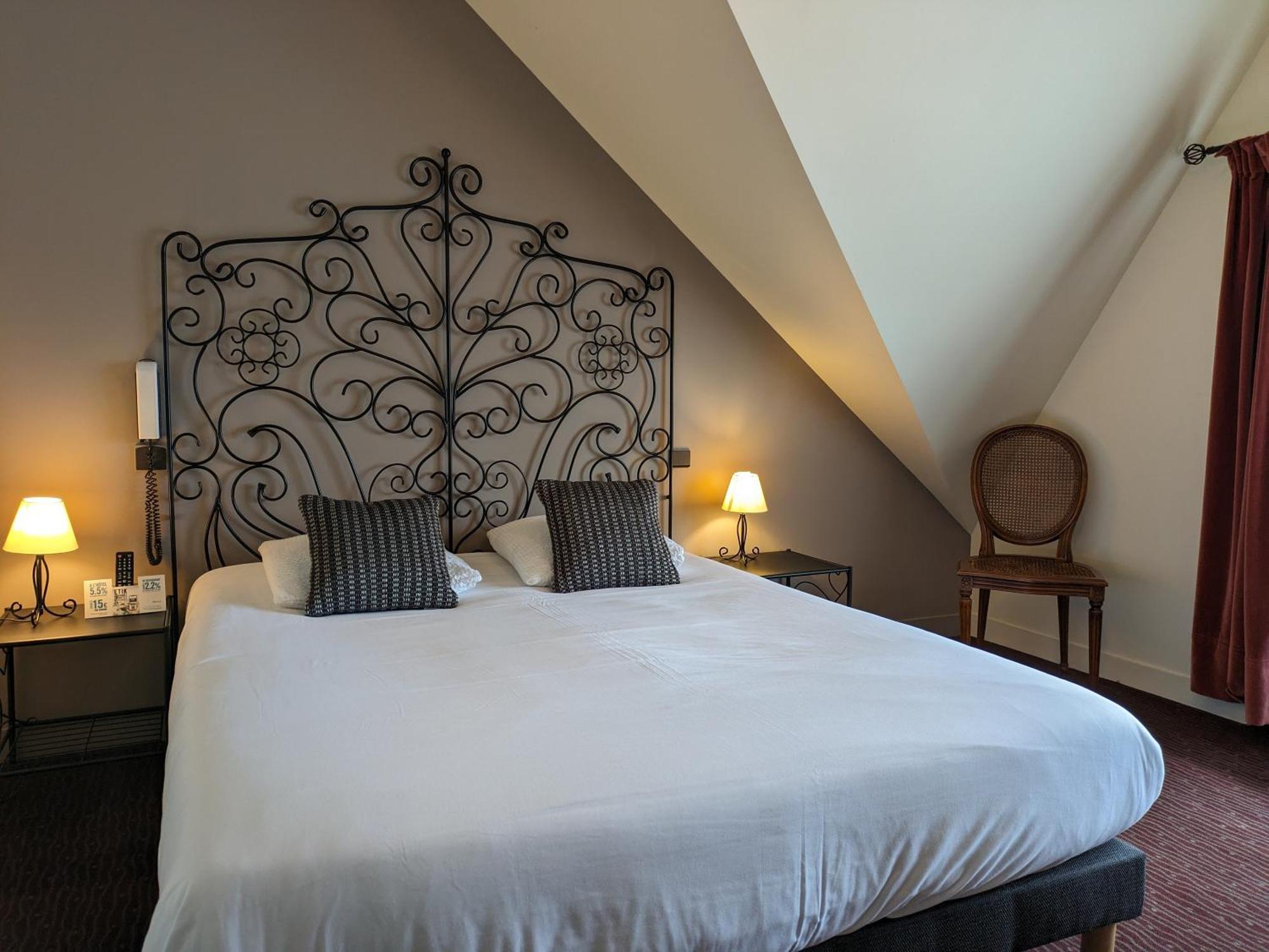 Hotel Le Saint Florent Mont-près-Chambord Buitenkant foto