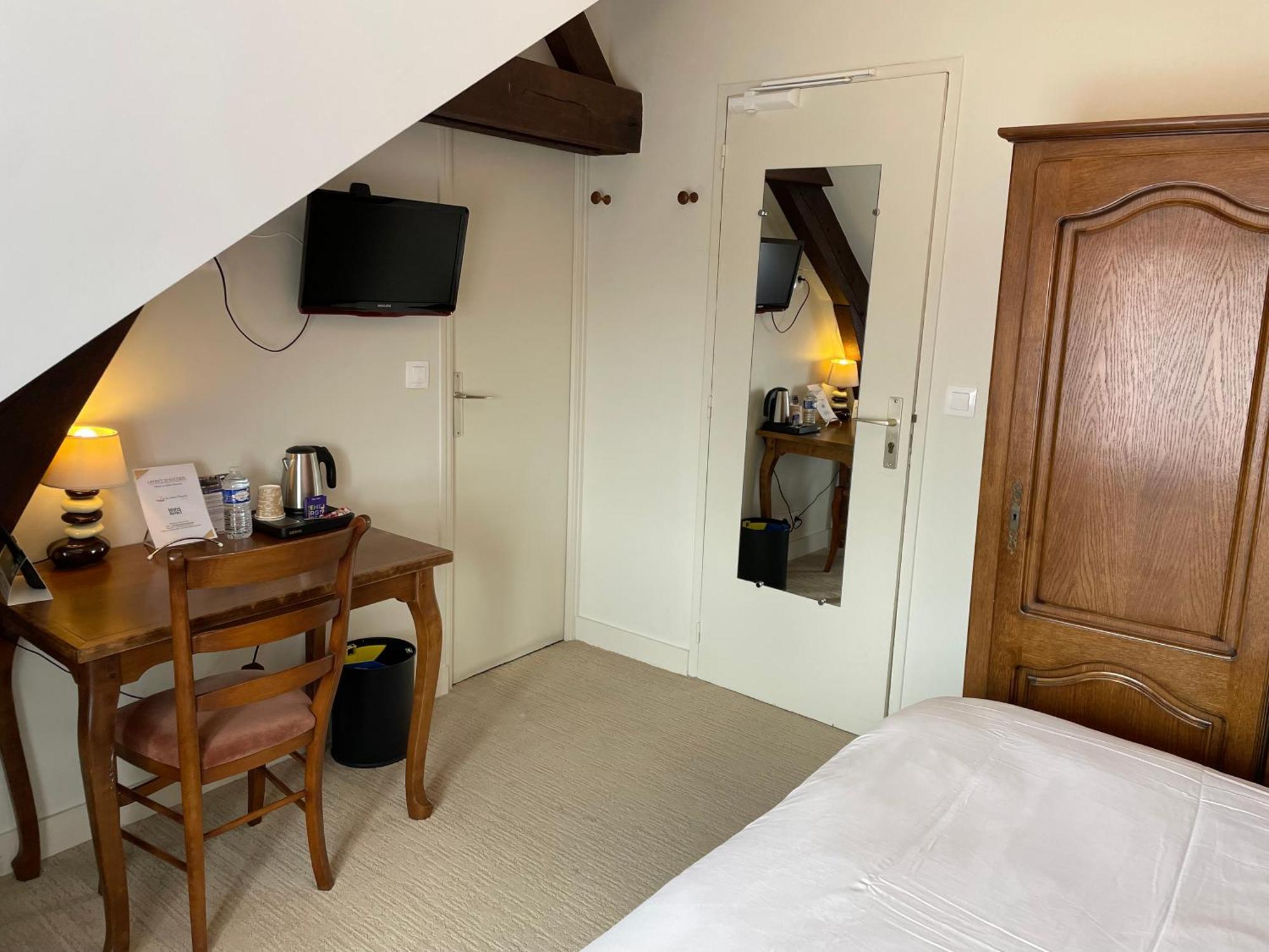Hotel Le Saint Florent Mont-près-Chambord Buitenkant foto