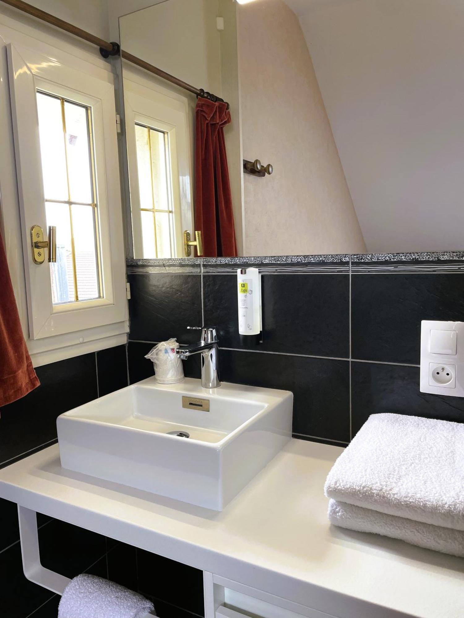 Hotel Le Saint Florent Mont-près-Chambord Buitenkant foto